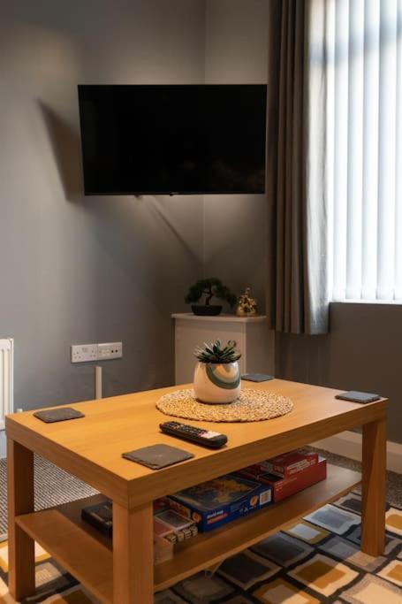 Ferienhaus Vibrant Centre Townhouse With Free Parking Rare Outdoor Patio